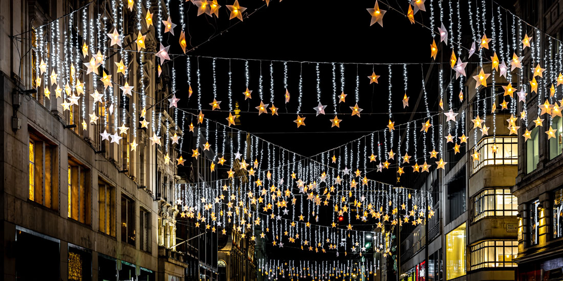 Things to do in London in Winter - Oxford Street