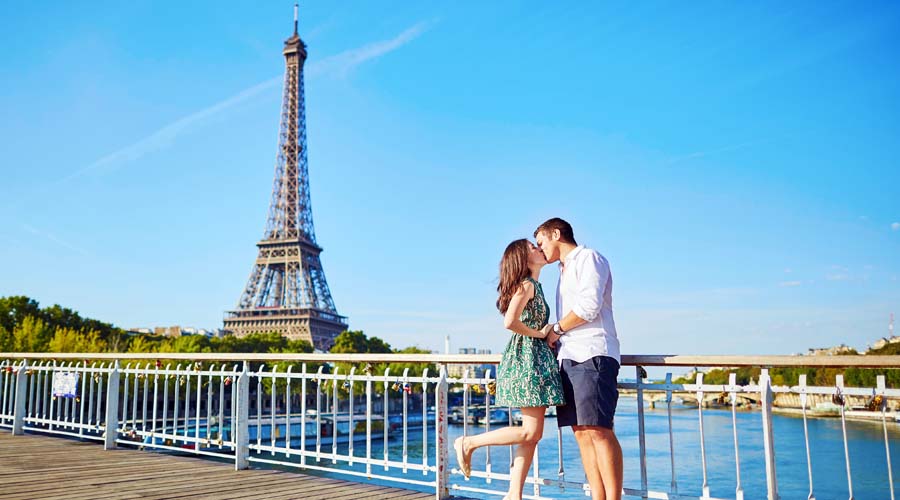 Romantic holiday destinations - Paris
