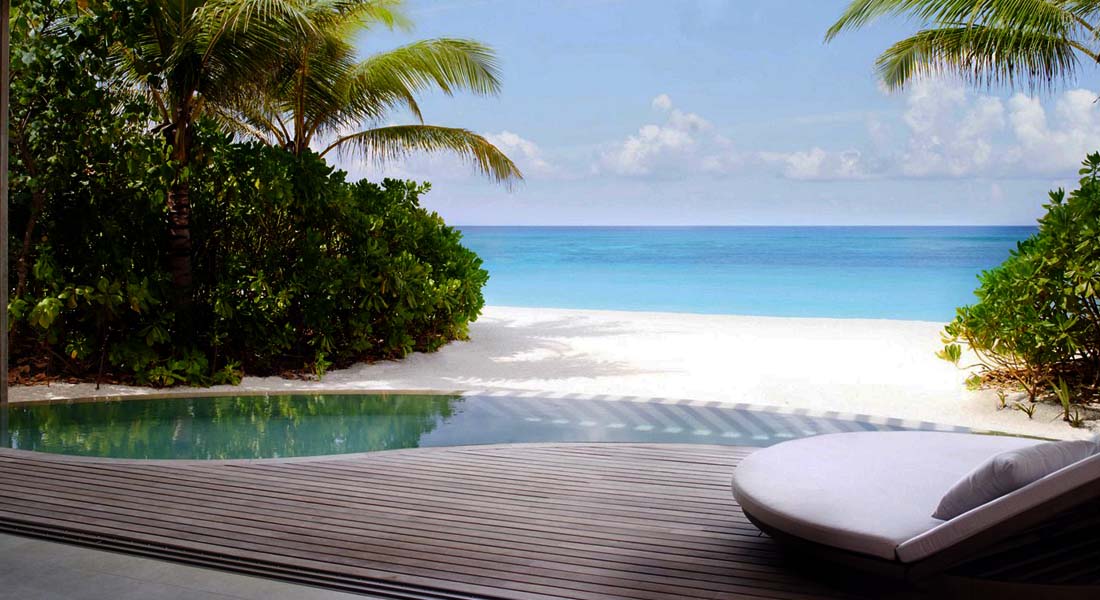 Water villas in Maldives - The Ritz-Carlton Maldives